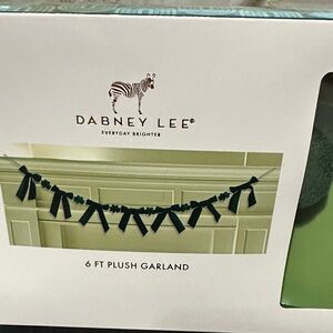 Dabney Lee velvet green bow and clover garland β 6 ft